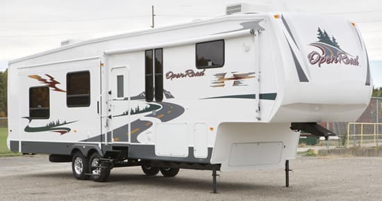 Fifth wheel trailer being shipped across Canada